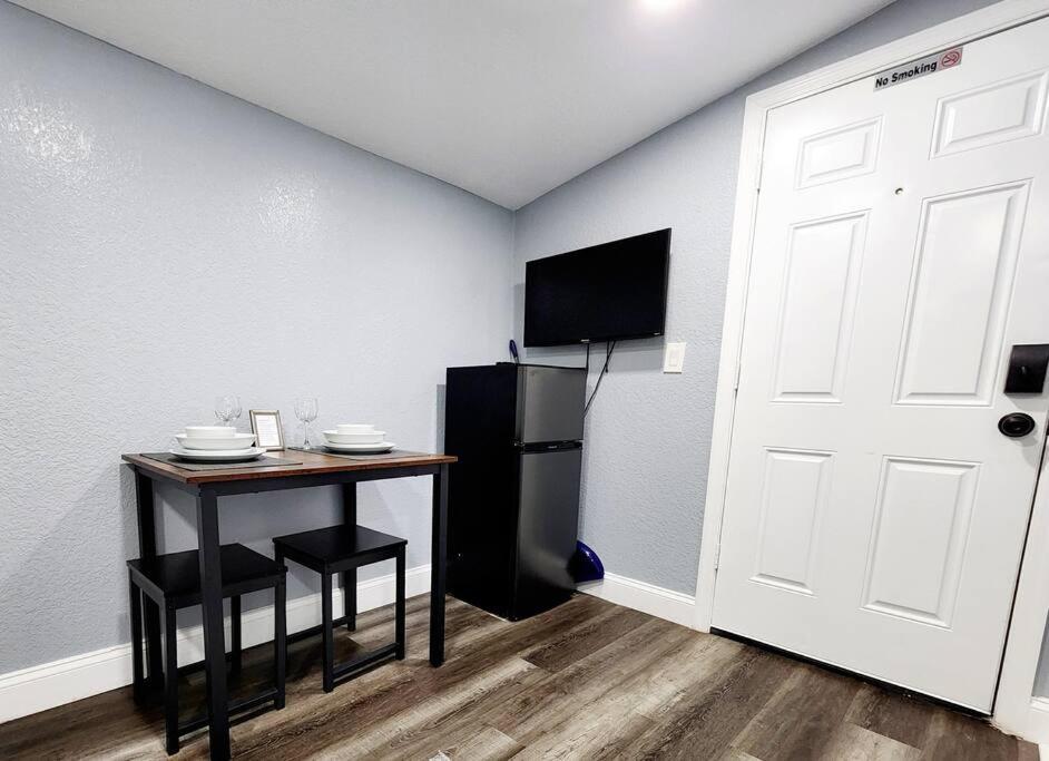 Studio Petite! Lakeland Bagian luar foto